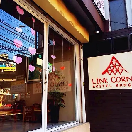 Link Corner Hostel